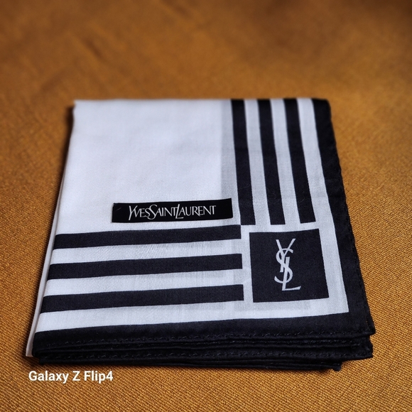 Yves Saint Laurent Handkerchief Cotton Brandnew - Picture 7 of 7